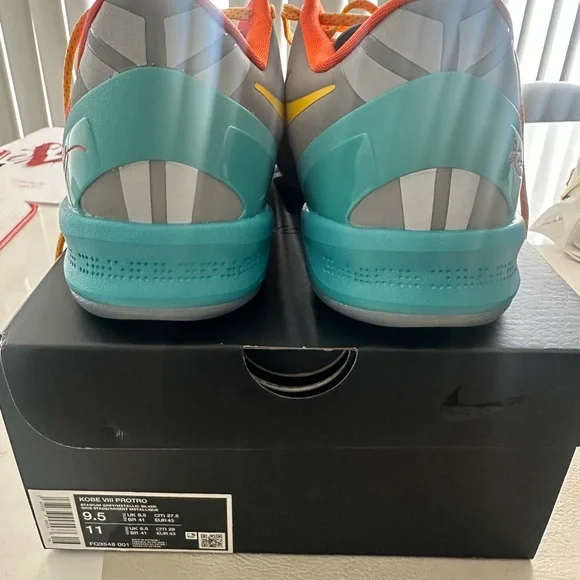 Kobe VII Protro Venice Beach - Picture 5 of 5